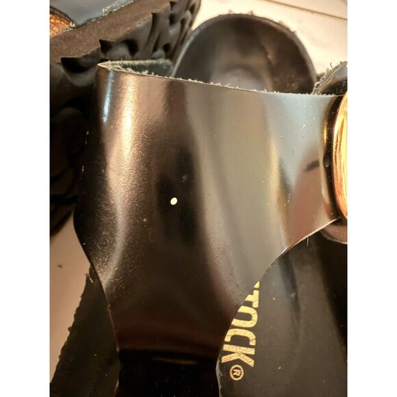 Birkenstock Gizeh Big Buckle High Shine Sandals in HIGH SHINE BLACK - Picture 5 of 10